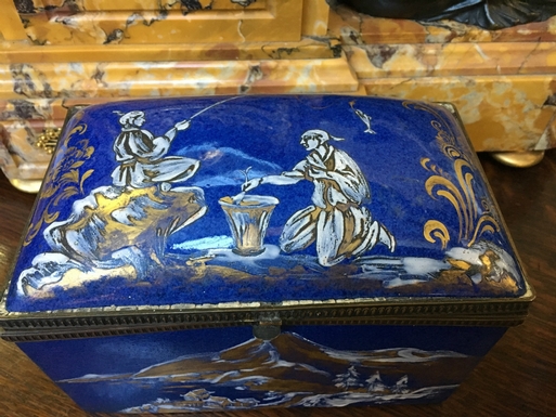 style Box in Porcelain, French Paris 19th Century