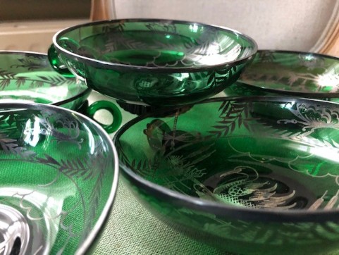 Set Of 6 Large Cups And 1 Bowl In Green Glasswork With Silver