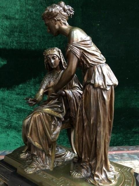 A 19th century bronze decorative sculpture of 2 figures returning from Egypt. Double sculpture with Egyptian representation on a black marble / bronze base. Unsigned Dimensions: Height: 51 cm Width: 40 cm Depth: 26 cm Napoleon III period