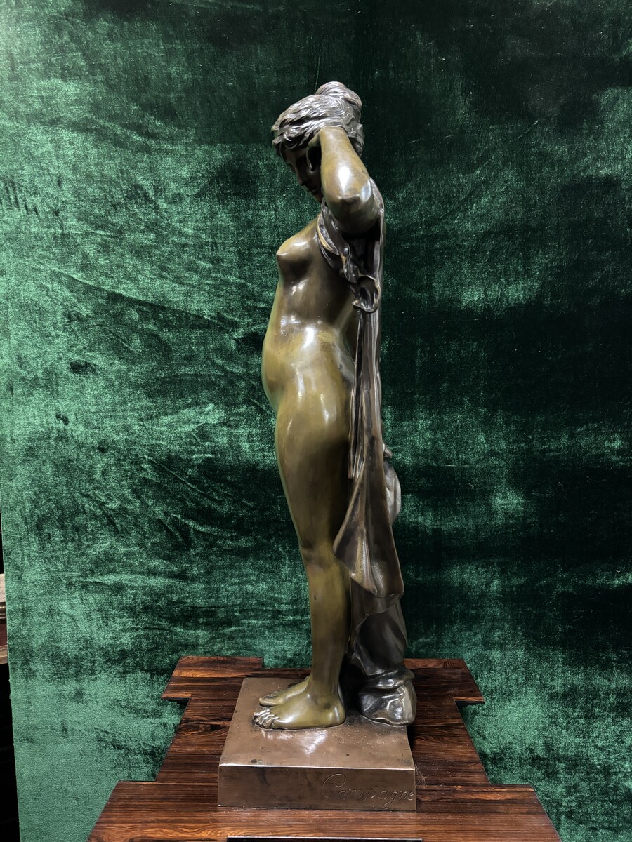 Elegant large bronze sculpture ‘Phyrne’ late 19thC. ( 86 cm ). Phryne in patinated bronze Art Nouveau - Pierre Etienne Daniel Campagne ( 1851-1914 ) A finely detailed figure of a nude woman with draperies on her arms and shoulders.