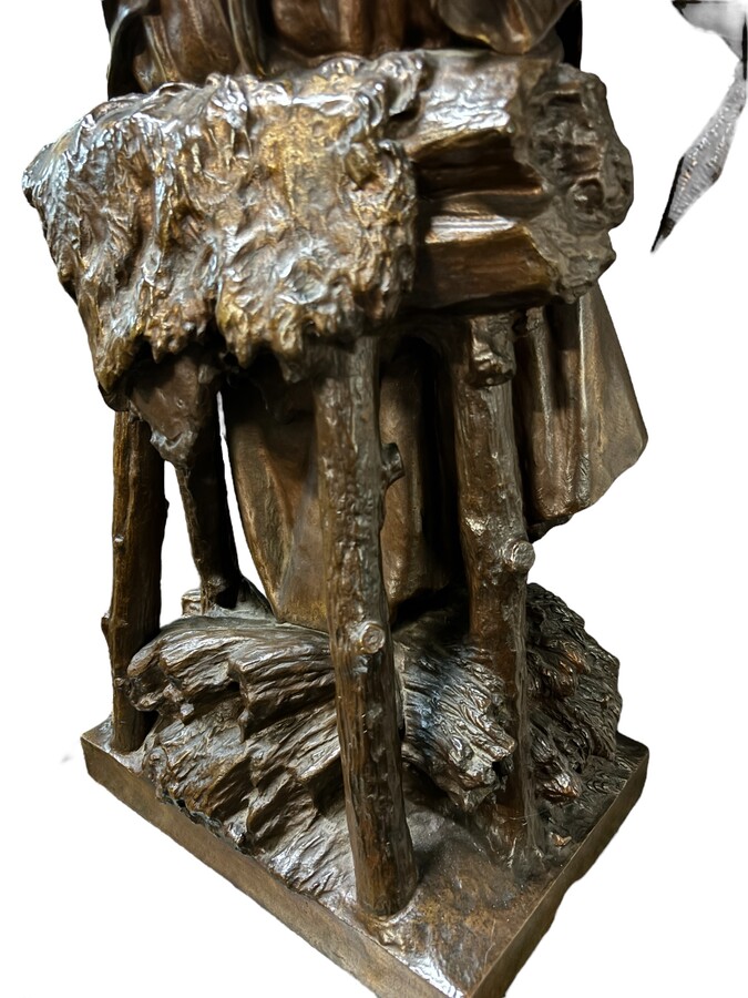 Large bronze sculpture ‘ The spinster ’ by Math.Moreau 19th century. Jolie sculpture signed Mathurin Moreau (1822-1912) and foundry stamp Paris. In good condition with dent/deformation in one side of the base Height : 73,5 cm 