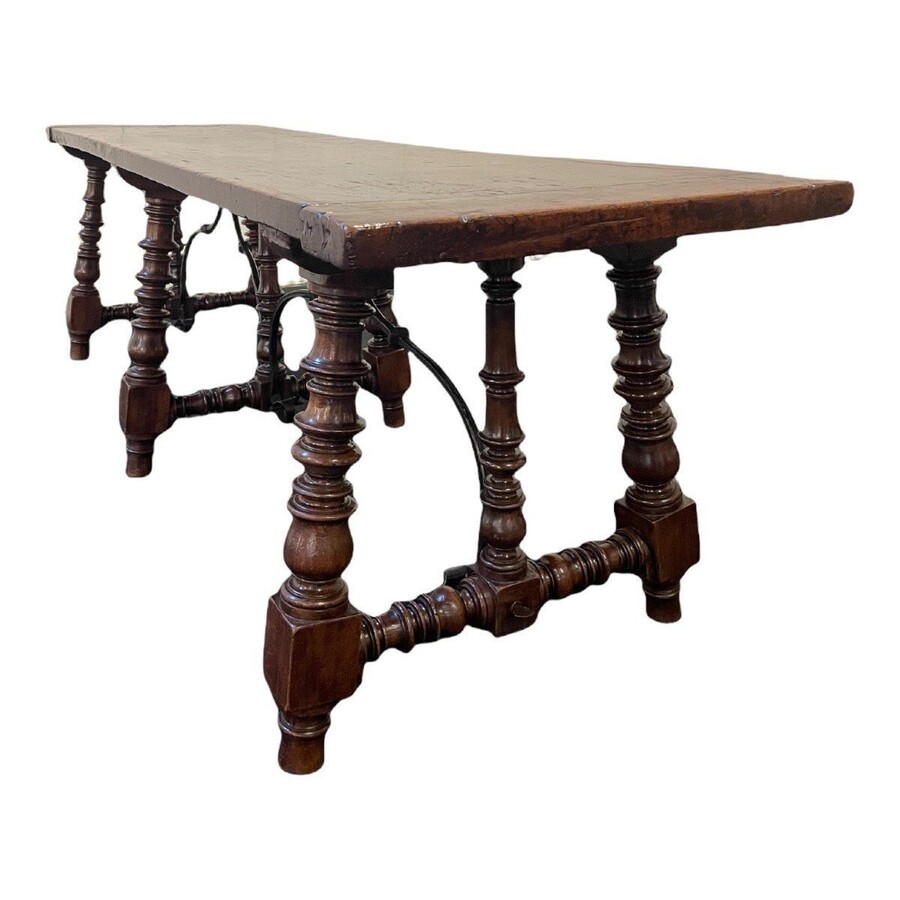 Large Spanish 6-legged walnut table 17th century Nice solid table with 6 legs, 2 connecting irons and a thick walnut top with a beautiful patina. Dimensions : Width : 266 cm Height : 76 cm Depth : 73 cm Thickness top : 4 cm Exceptional Spanish table