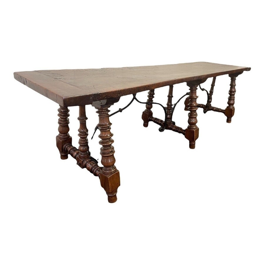 Large Spanish 6-legged walnut table 17th century Nice solid table with 6 legs, 2 connecting irons and a thick walnut top with a beautiful patina. Dimensions : Width : 266 cm Height : 76 cm Depth : 73 cm Thickness top : 4 cm Exceptional Spanish table