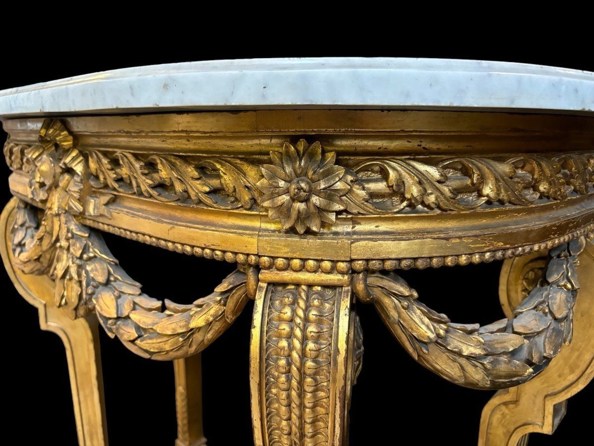 Nice console style Louis XVI in gilded wood 19th Century Decorative console with girlandes, ornamental vase and white marble top. Console and marble in good condition ( wooden girlande on the left side needs small restoration )