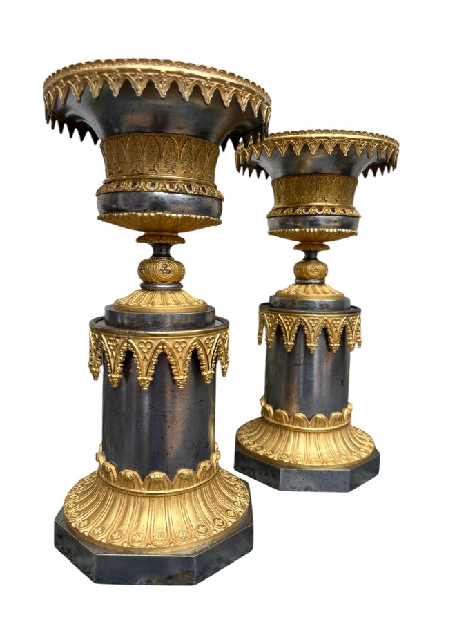 Pair of large cathedral style cassolettes in gilded bronze with mercury and silverplated patina from the Charles X period, early 19th century. Octagonal base which gives them a lot of character, a wide neck for opulence. 