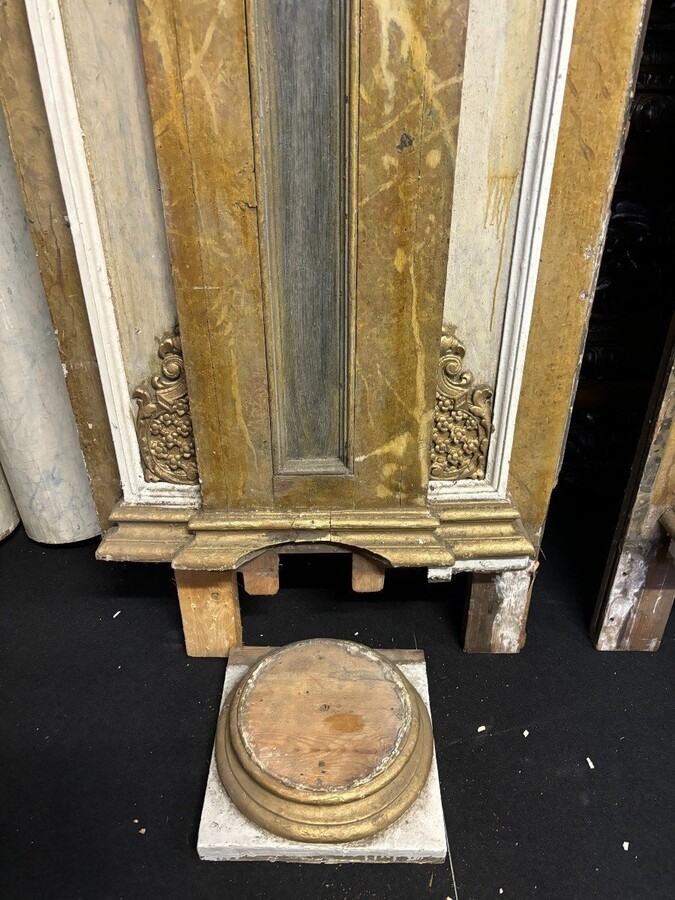 Pair of large columns / panelling with Corinthian capitals in wood 18thC. Highly decorative antique elements representing a large wooden column with capital, panel behind. Both in good condition with usual signs of use / defects