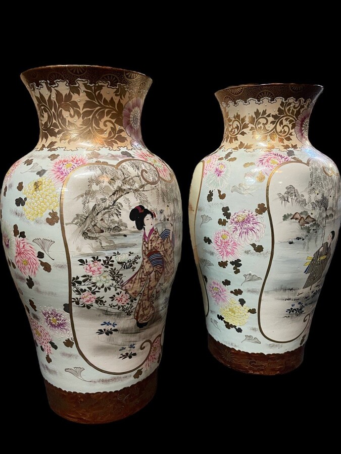 Pair of large porcelain vases Japan early 20th century ( 62 cm ). Vases in coloured porcelain with images of characters, ornaments, water and flora. Both are in very good condition with the following dimensions: Height: 62 cm Width: 34 cm