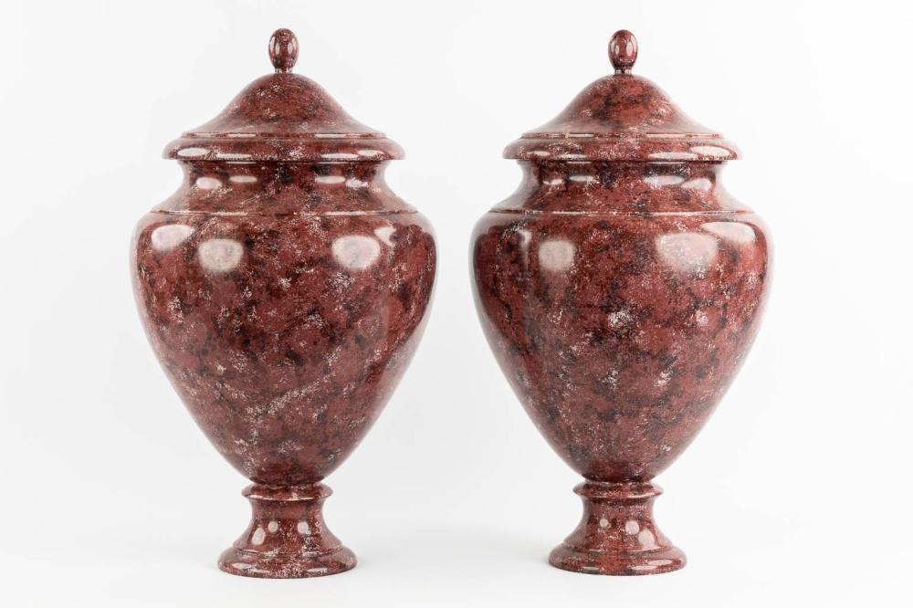 Pair of wooden lidded vases painted in imitation porphyry 20th century. Very decorative vases , the lids are fixed. Dimensions : Height : 62 cm Width : 36 cm Both in very good condition