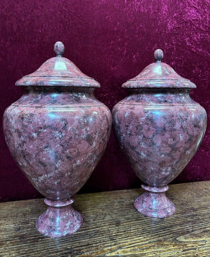 Pair of wooden lidded vases painted in imitation porphyry 20th century. Very decorative vases , the lids are fixed. Dimensions : Height : 62 cm Width : 36 cm Both in very good condition