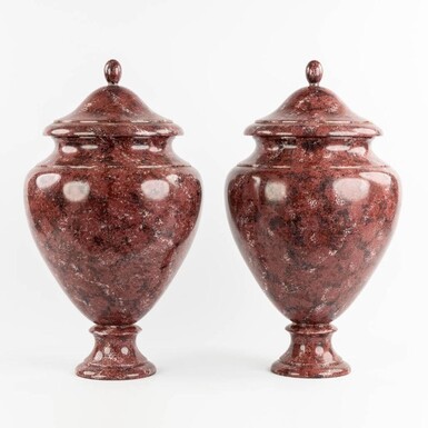 Pair of wooden lidded vases painted in imitation porphyry 20th century. Very decorative vases , the lids are fixed. Dimensions : Height : 62 cm Width : 36 cm Both in very good condition