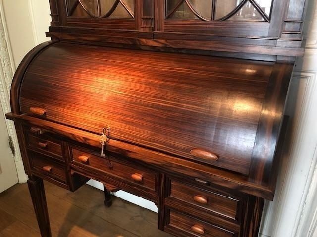 Rare Piece Of Furniture ART DECO In Macassar Ebony. High Quality Secretary In Very Good Condition With The Following Dimensions : Height : 204 Cm Width: 95 Cm Depth: 29.5 / 51.5 Cm Keys Are Provided. ART DECO Circa 1910-1925