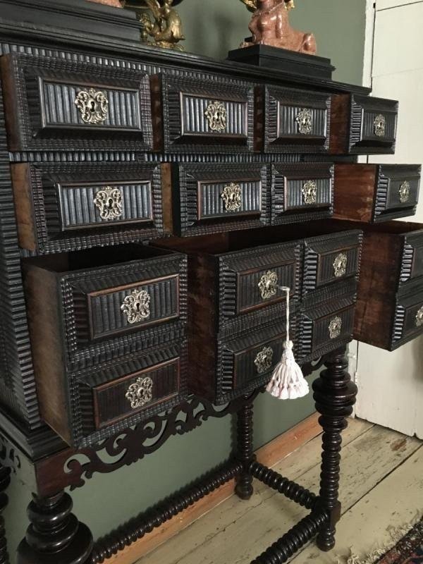 Speciale Portuguese cabinet ,18th Century.Walnut / ebony. Furniture consists of 2 parts with 10 drawers. Width: 1.16 Height: 1.57 Depth: 0.54