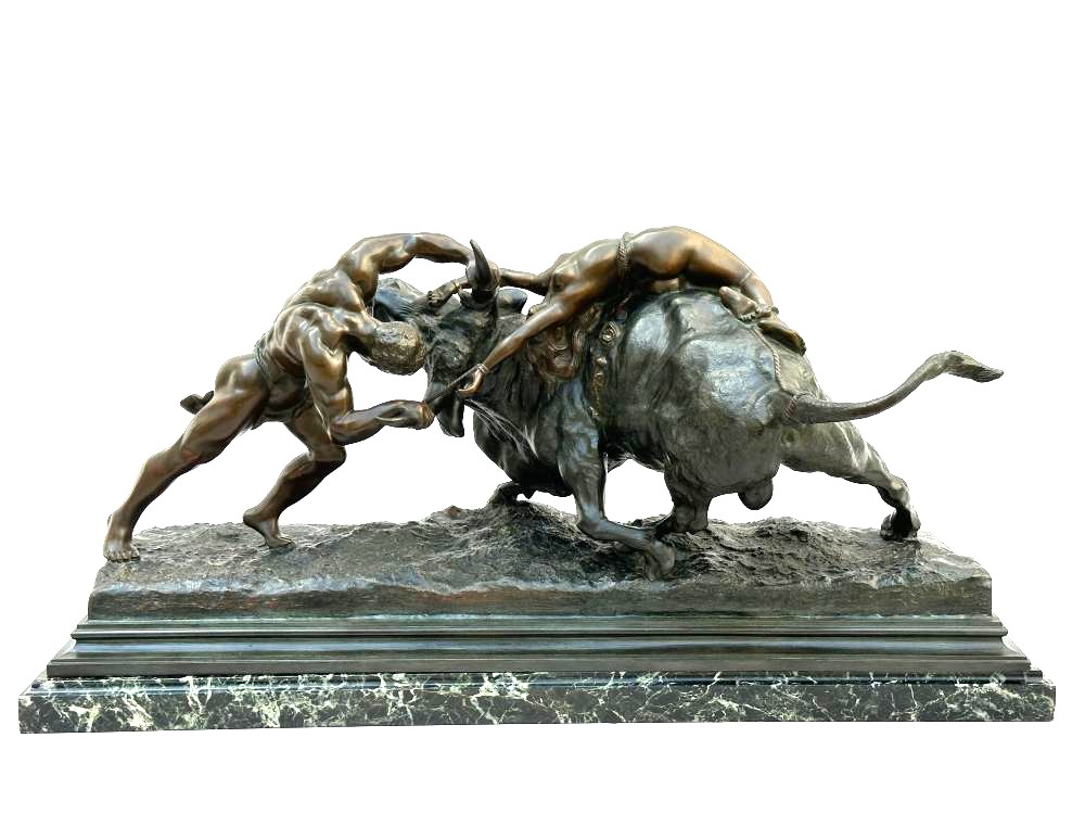 Very large bronze sculpture ‘ the abduction of Europa ’ ( 85 cm ). Special bronze sculpture of good quality with an eye for detail. Sculpture is signed by Antonio Amorgasti ( 1880-1942 ) and dated 1919 and stands on a marble base. 