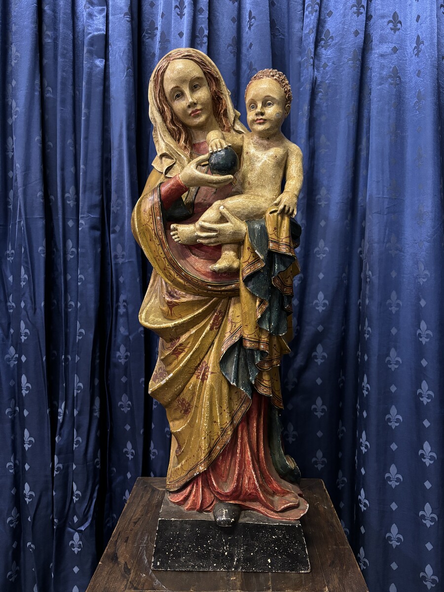 Wooden polychromed sculpture Madonna with child 19th century ( 87 cm ) Beautiful wooden sculpture from around 1880 in very good condition. Dimensions : Height : 88 cm Width : 32 cm Depth : 22 cm Base : 26 x 21 cm