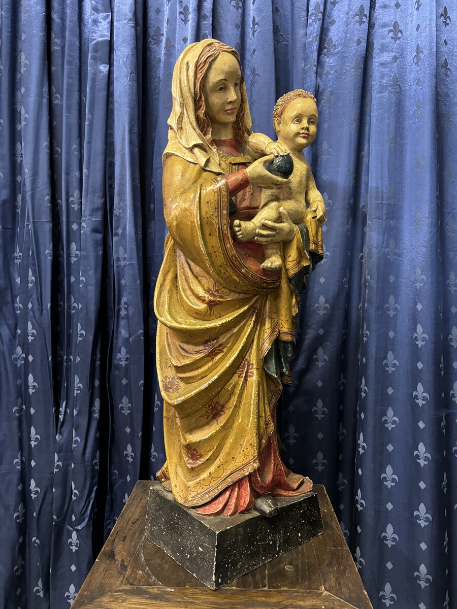 Wooden polychromed sculpture Madonna with child 19th century ( 87 cm ) Beautiful wooden sculpture from around 1880 in very good condition. Dimensions : Height : 88 cm Width : 32 cm Depth : 22 cm Base : 26 x 21 cm