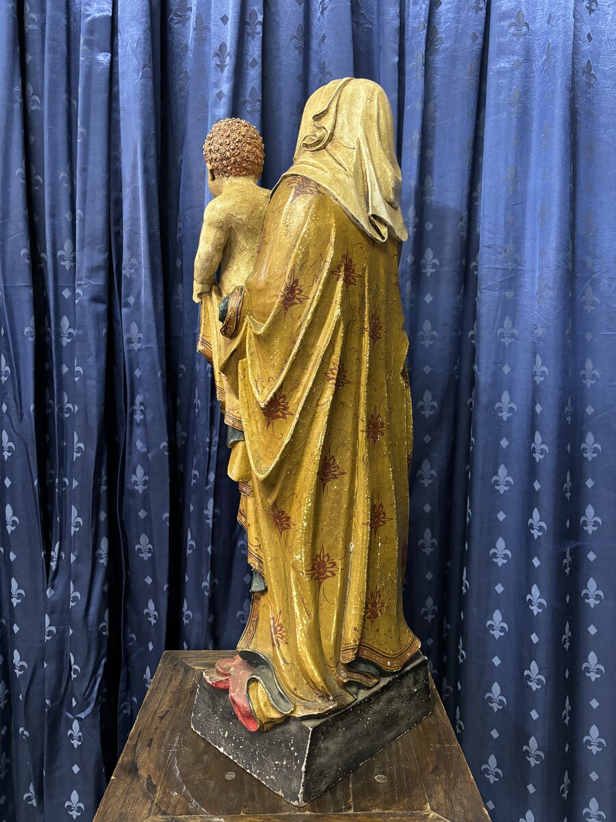 Wooden polychromed sculpture Madonna with child 19th century ( 87 cm ) Beautiful wooden sculpture from around 1880 in very good condition. Dimensions : Height : 88 cm Width : 32 cm Depth : 22 cm Base : 26 x 21 cm